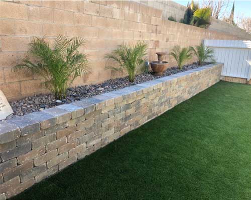 molti-stone-retaining-wall Stackable wall Masonry