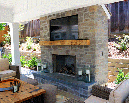 Outdoor fireplace