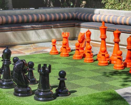 Outdoor chess